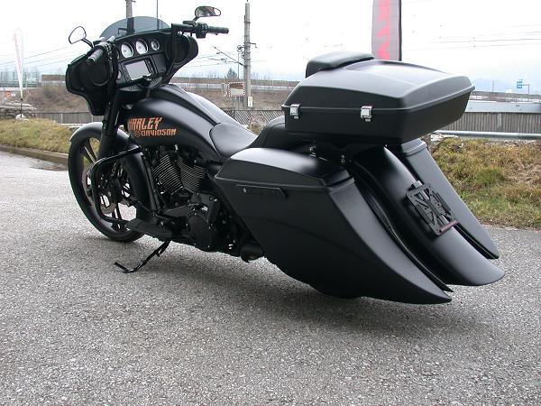 Harley Davidson FLHXS Street Glide